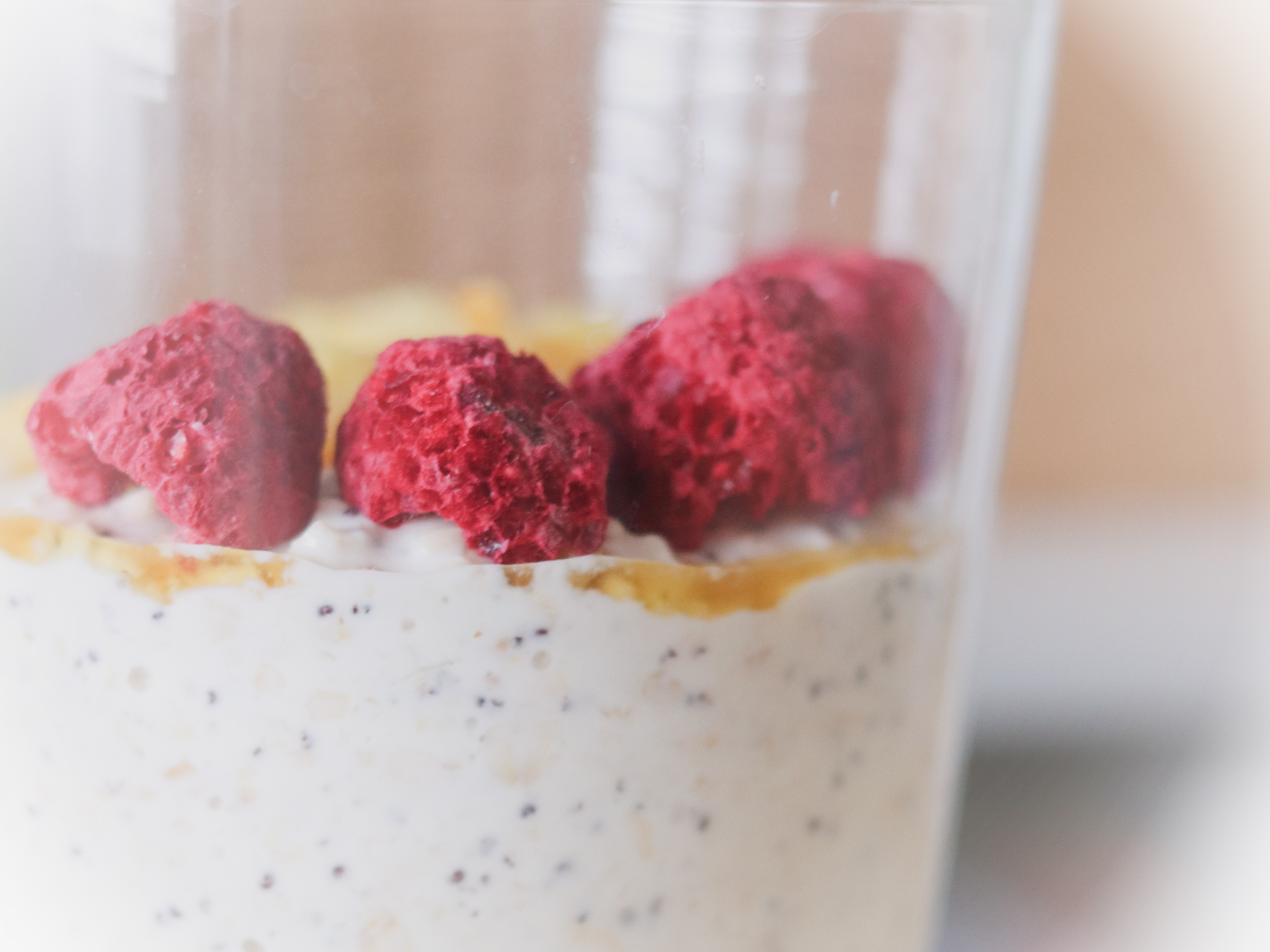 Overnight-Oat mit Himbeeren